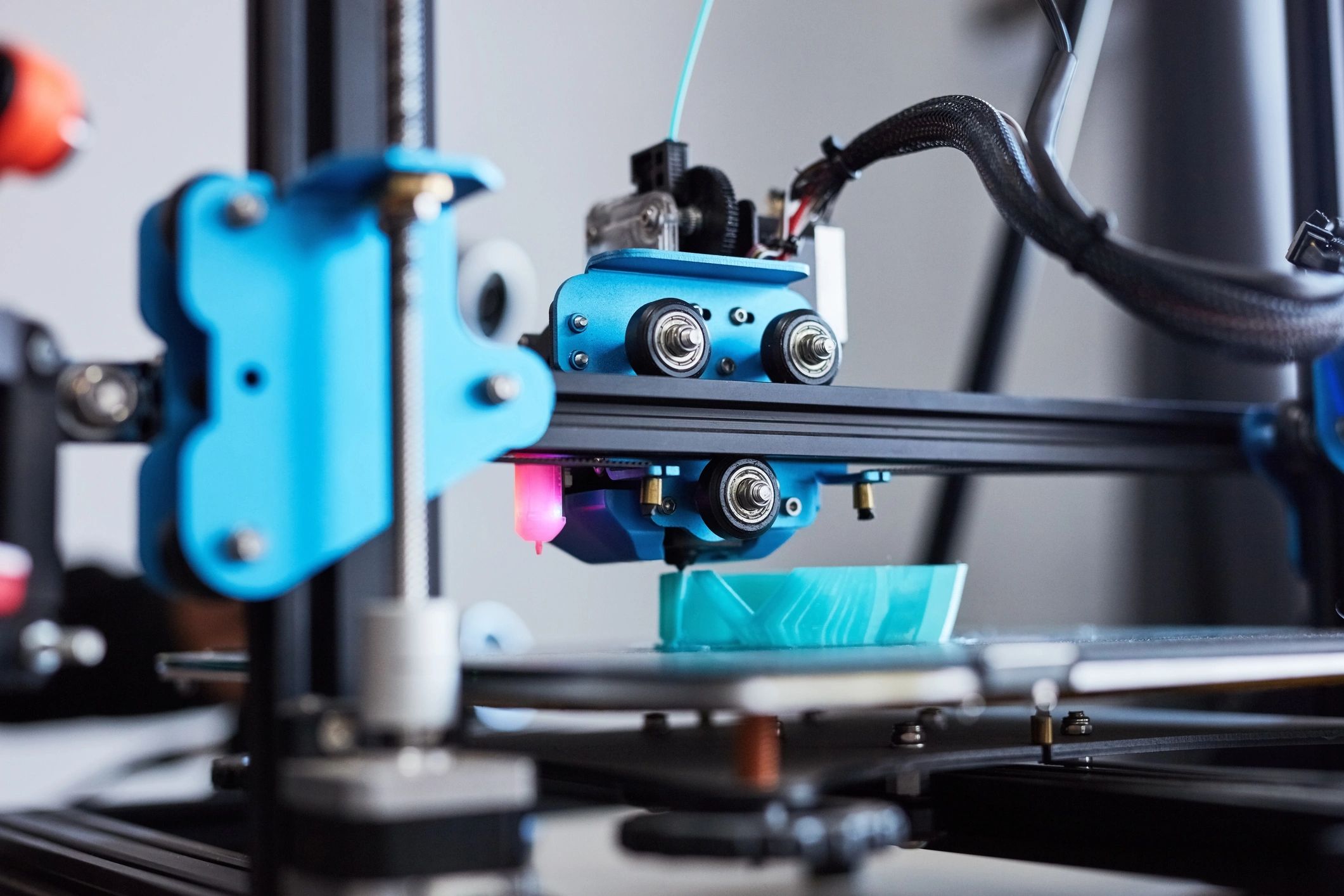 Prototype production with industrial 3D printing equipment