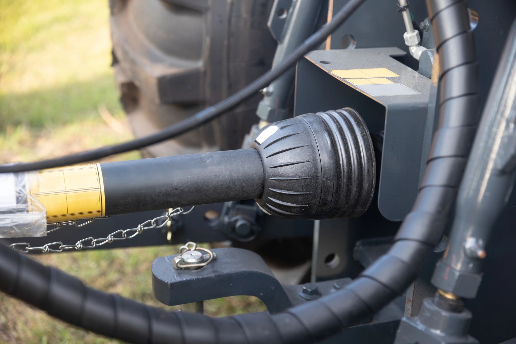 Agricultural machinery connection point for bonded mount applications
